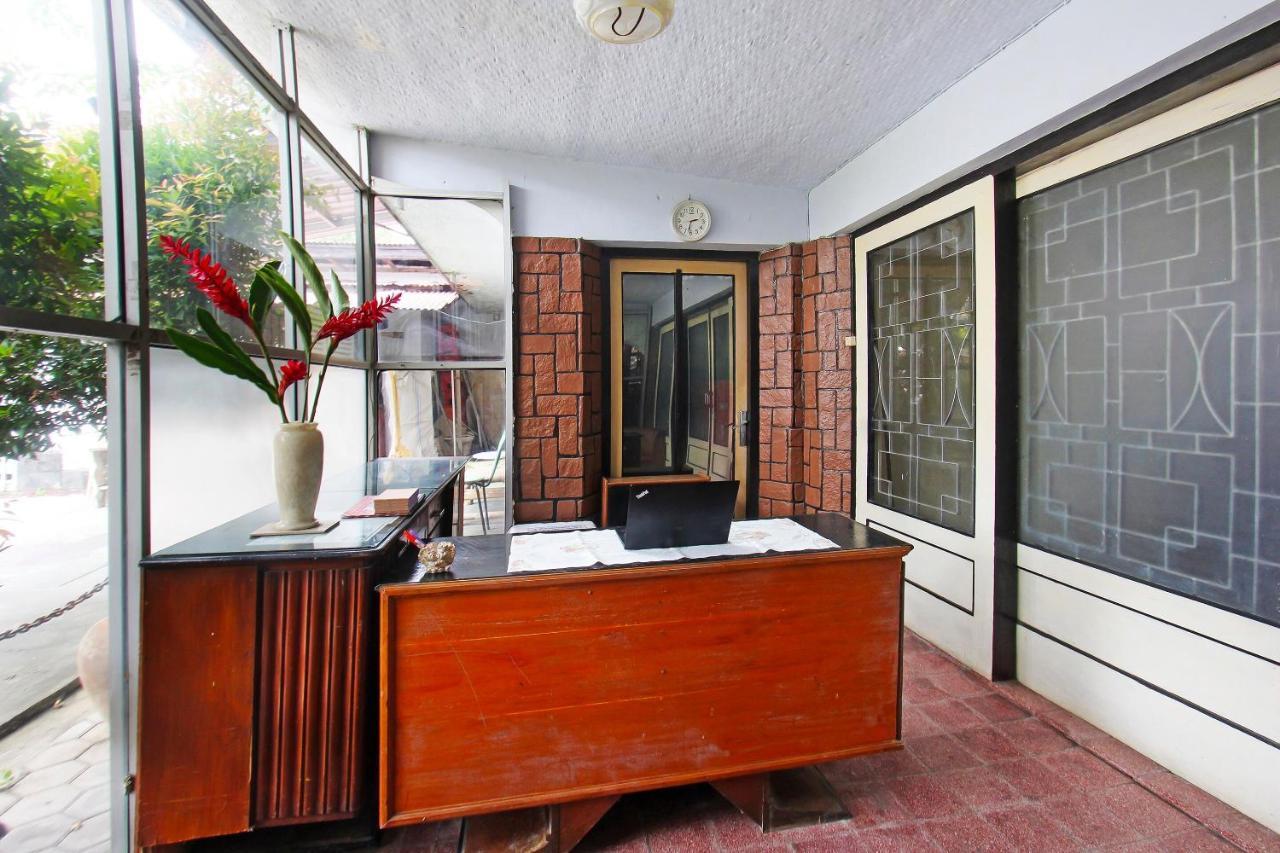 Oyo 91516 Wisata Hotel Mataram Eksteriør billede