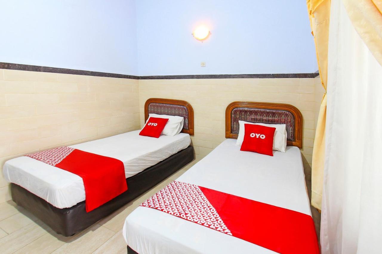 Oyo 91516 Wisata Hotel Mataram Eksteriør billede