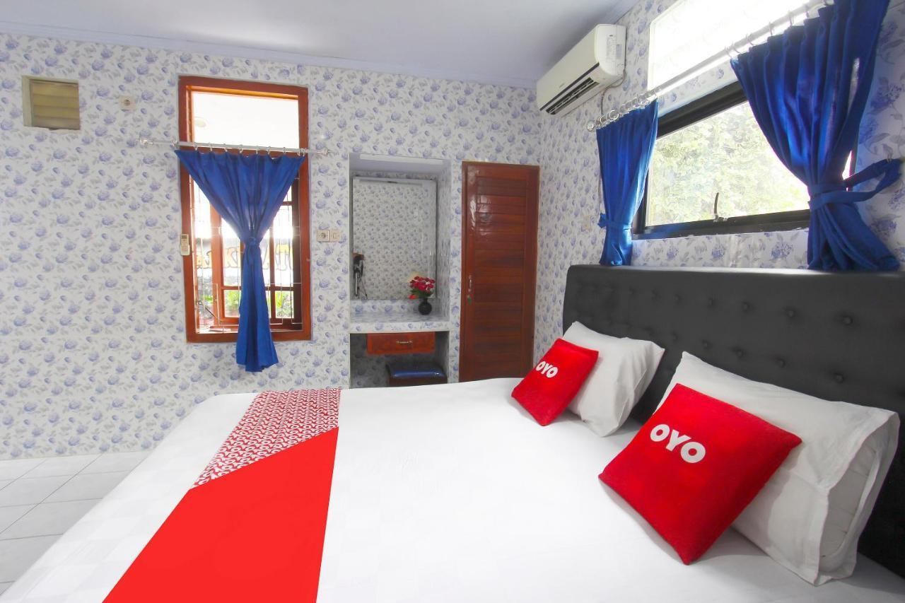 Oyo 91516 Wisata Hotel Mataram Eksteriør billede